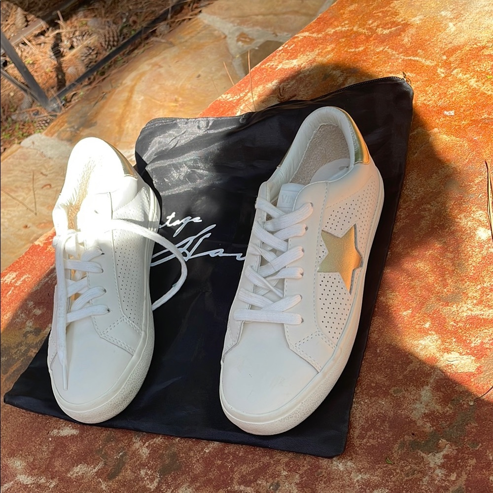 Vintage Havana White Sneakers with Gold Star